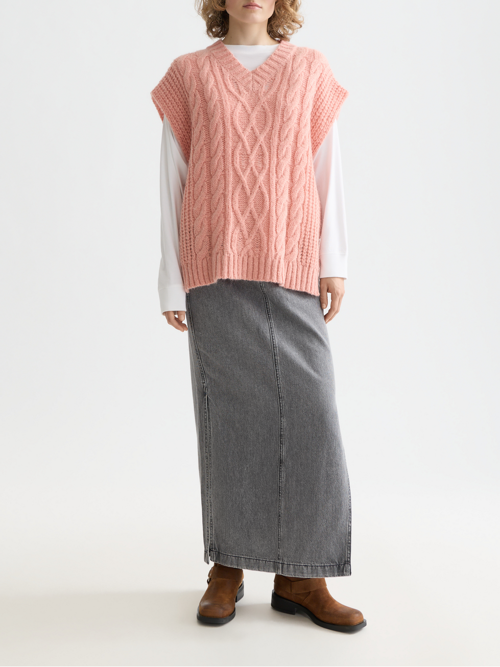 Cable stitch spencer