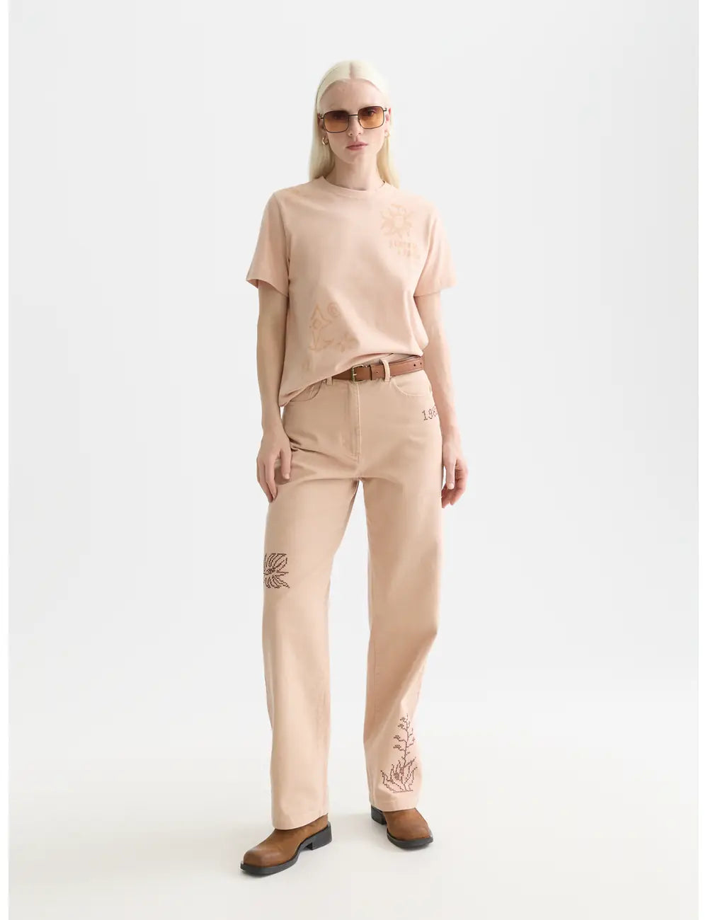 Regular Fit T-shirt With Flock Print full model shot showing overall fit and styling by Scotch & Soda