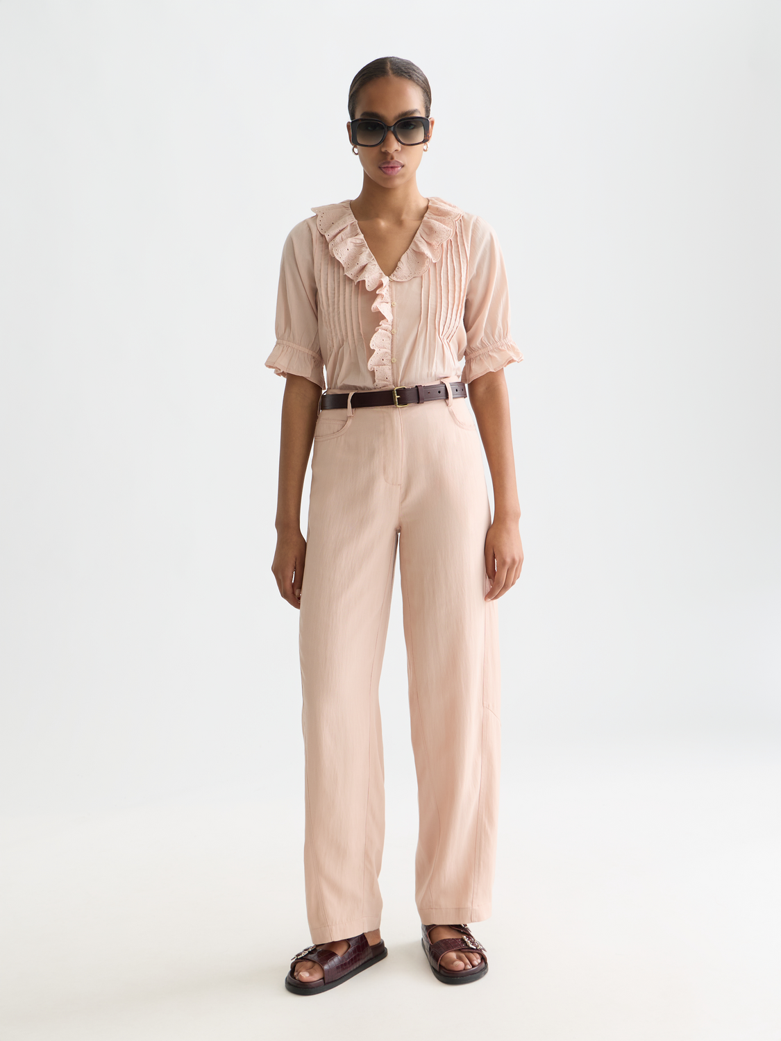 Embroidered short sleeve