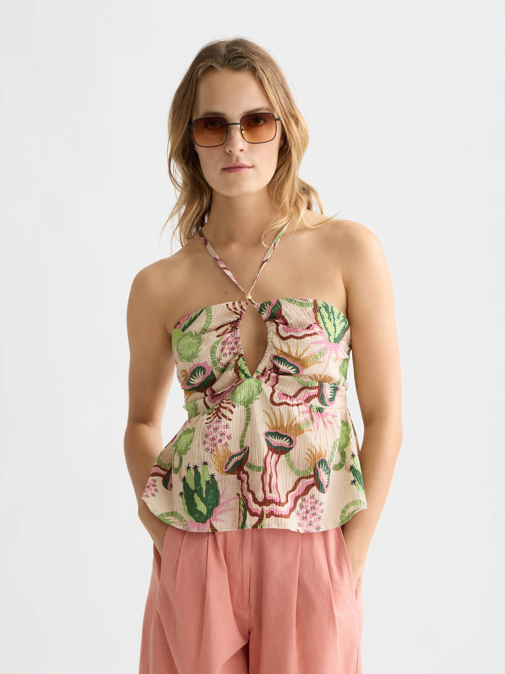 Cotton seersucker keyhole halter top