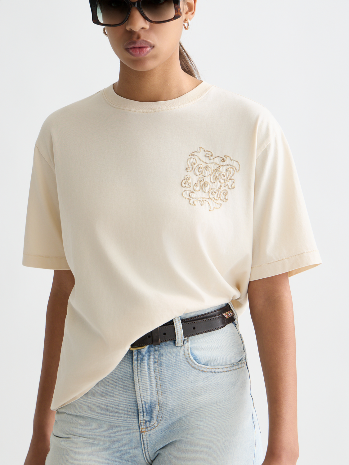 Washed artwork loose T-shirt