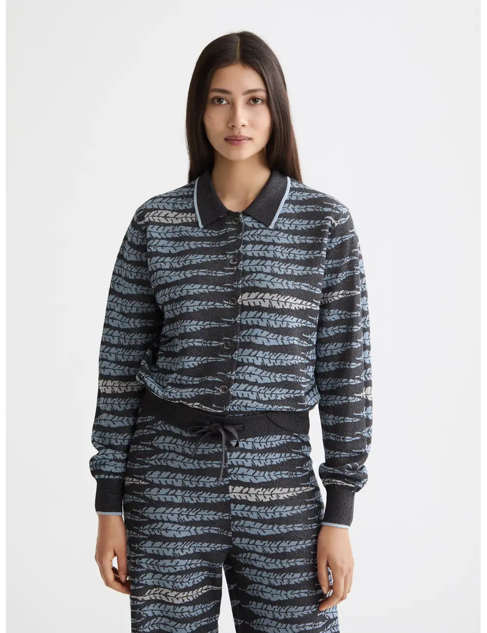 Lurex Jacquard Cardigan close-up on model showing fit and detail by Scotch & Soda