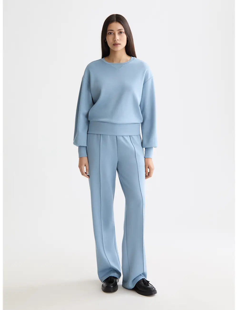 Modal Sweatshirt full model shot showing overall fit by Scotch & Soda