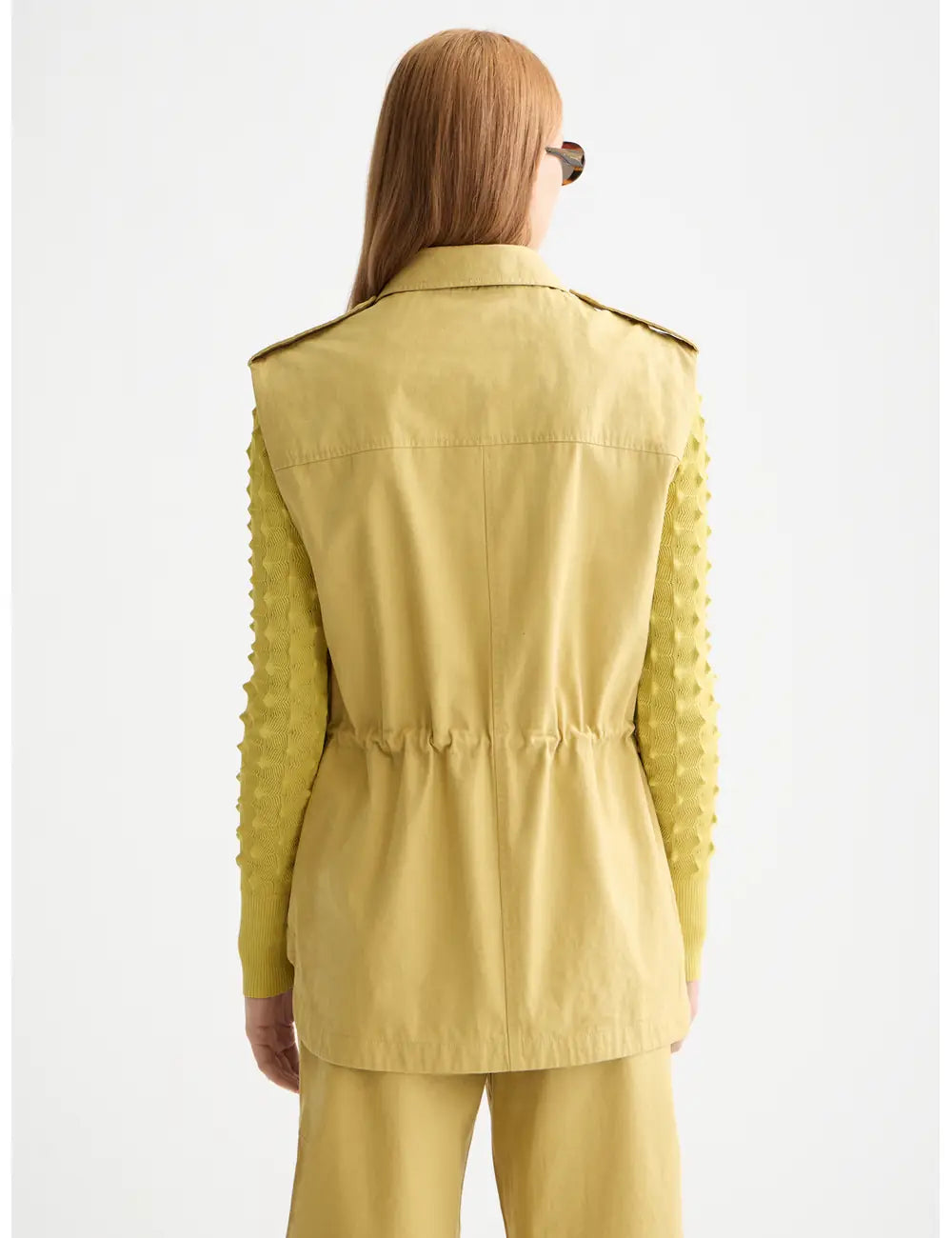 Utility Gilet Golden Green detail shot showing fabric and craftsmanship by Scotch & Soda