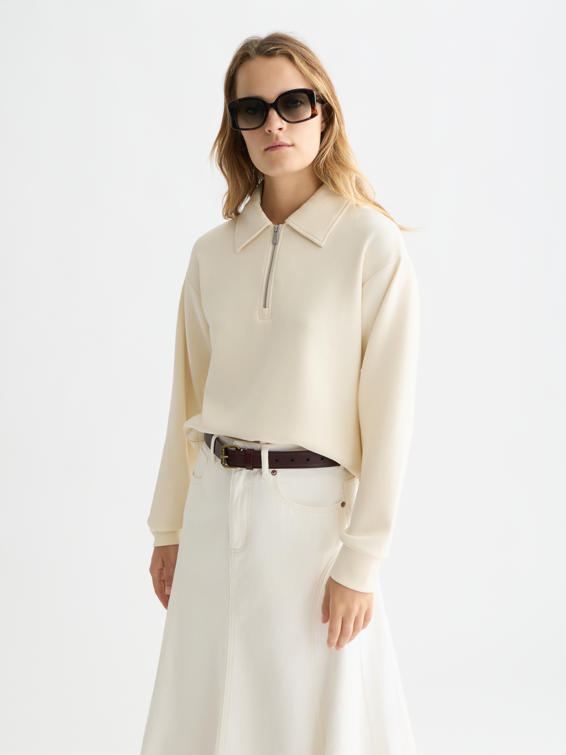Zip-up sweatshirt