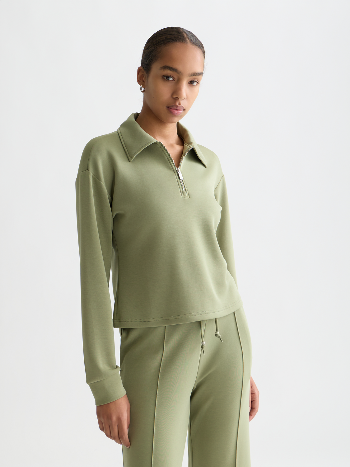 Zip-up sweatshirt