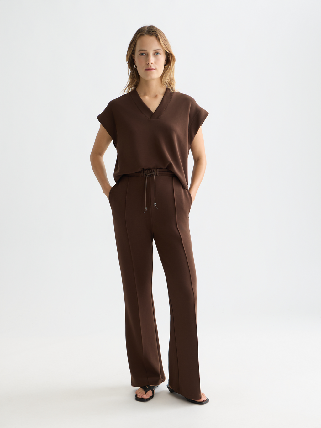 Tencel V-neck short sleeve sweatshirt