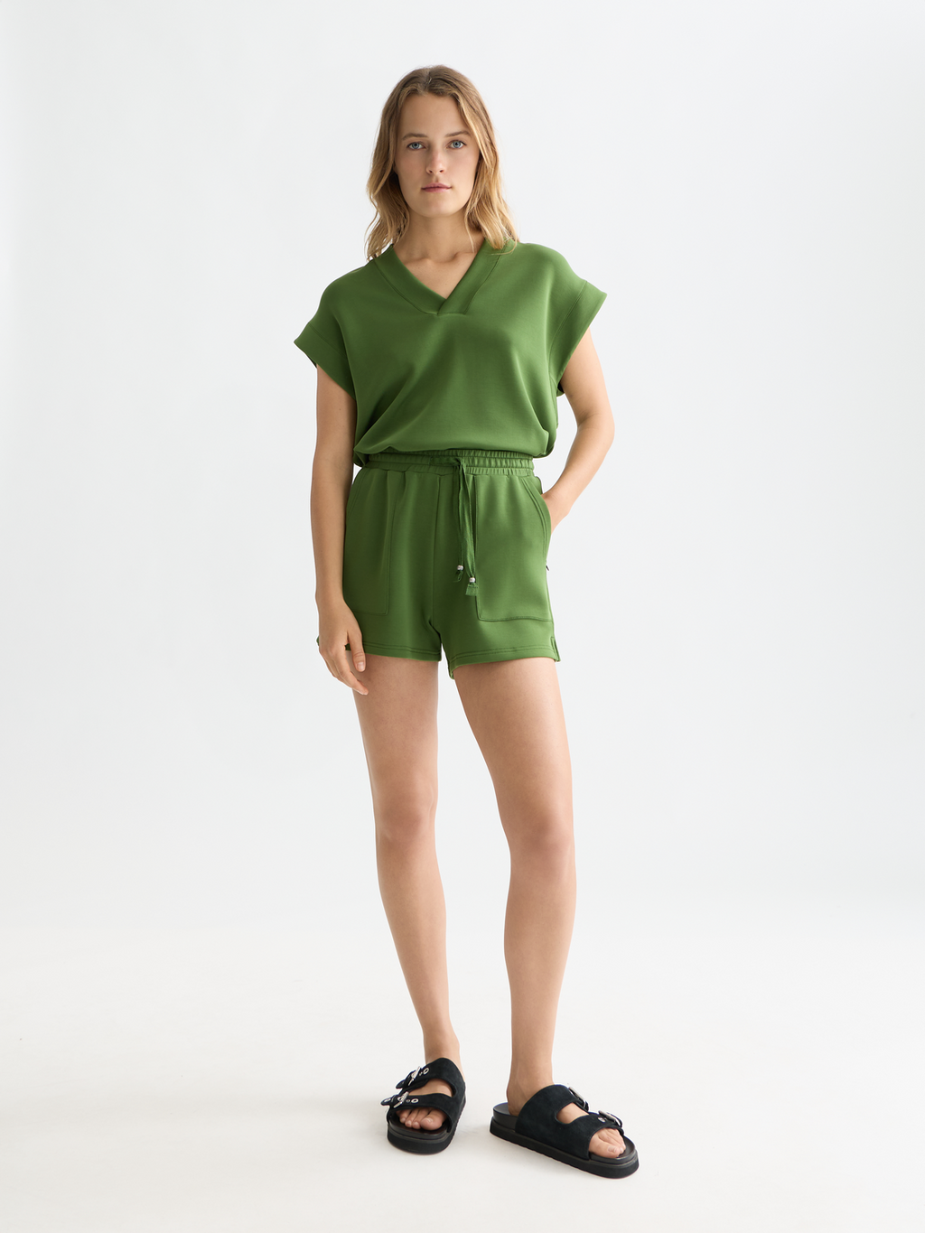 Tencel V-neck short sleeve sweatshirt