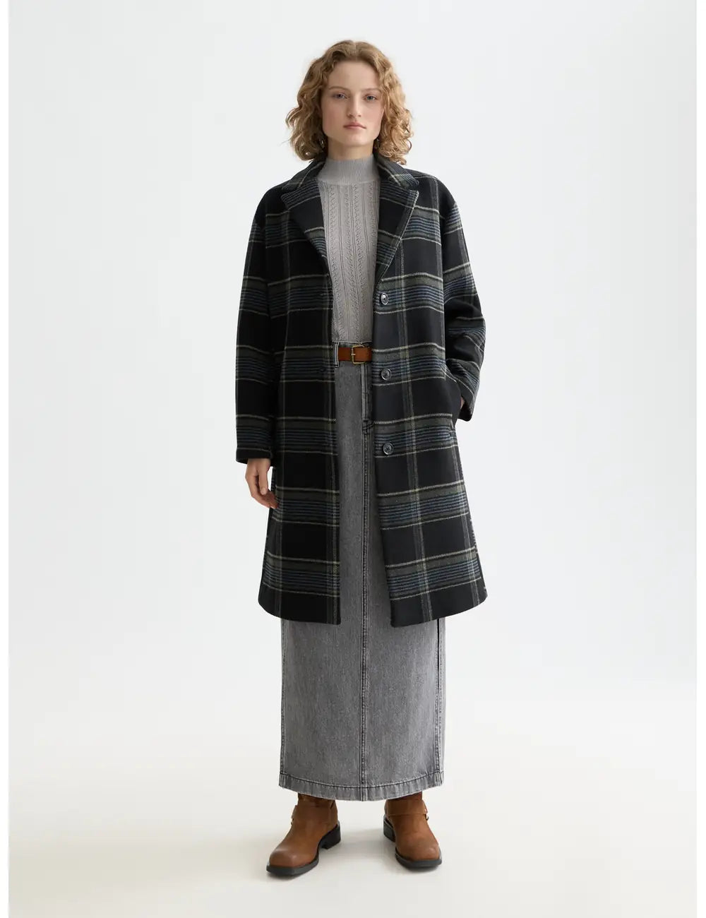 Wool Coat Check full model shot showing overall fit by Scotch & Soda