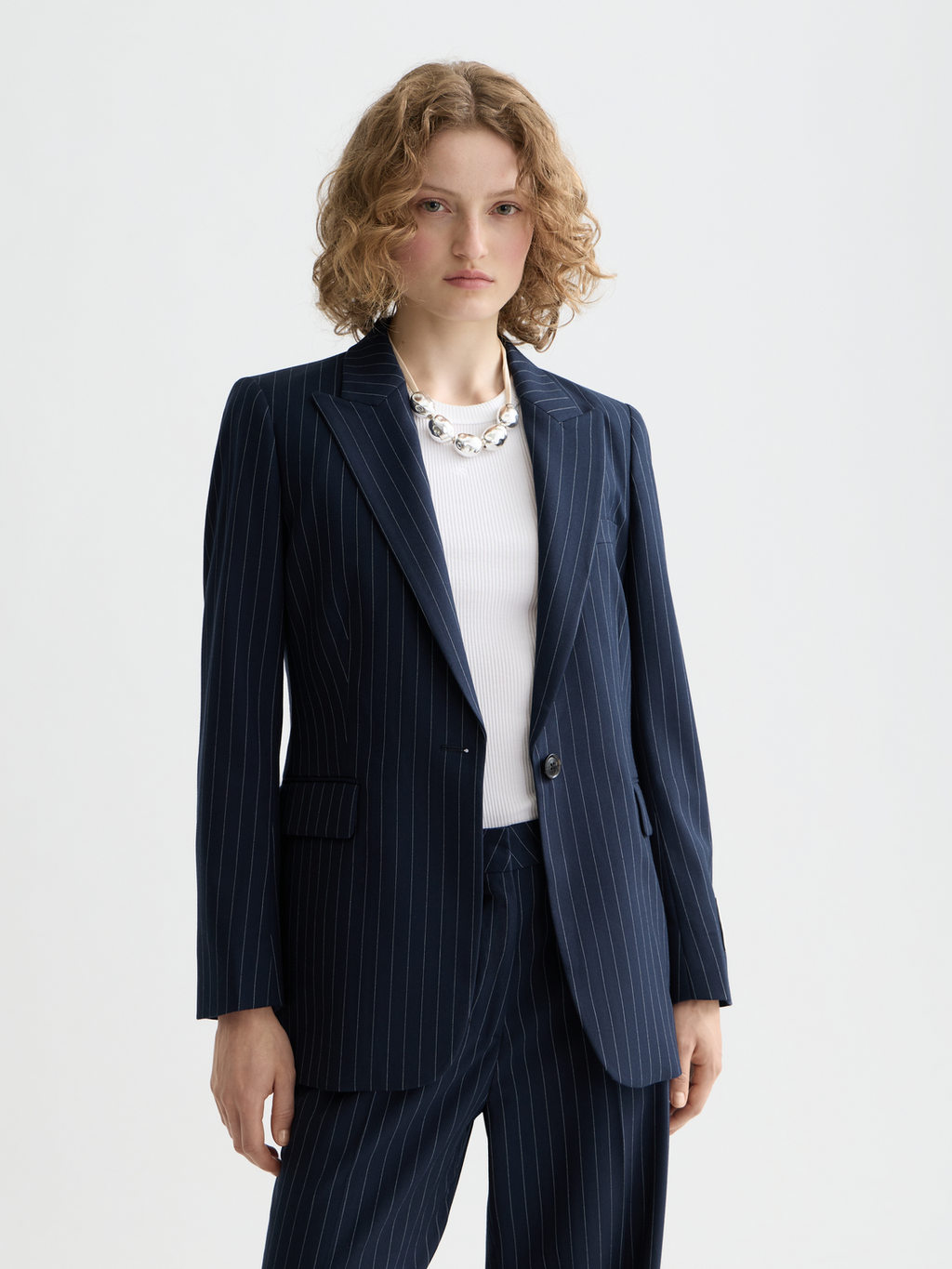 Essentials fitted blazer