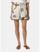 Linen Printed Shorts close-up on model showing fit and detail by Scotch & Soda