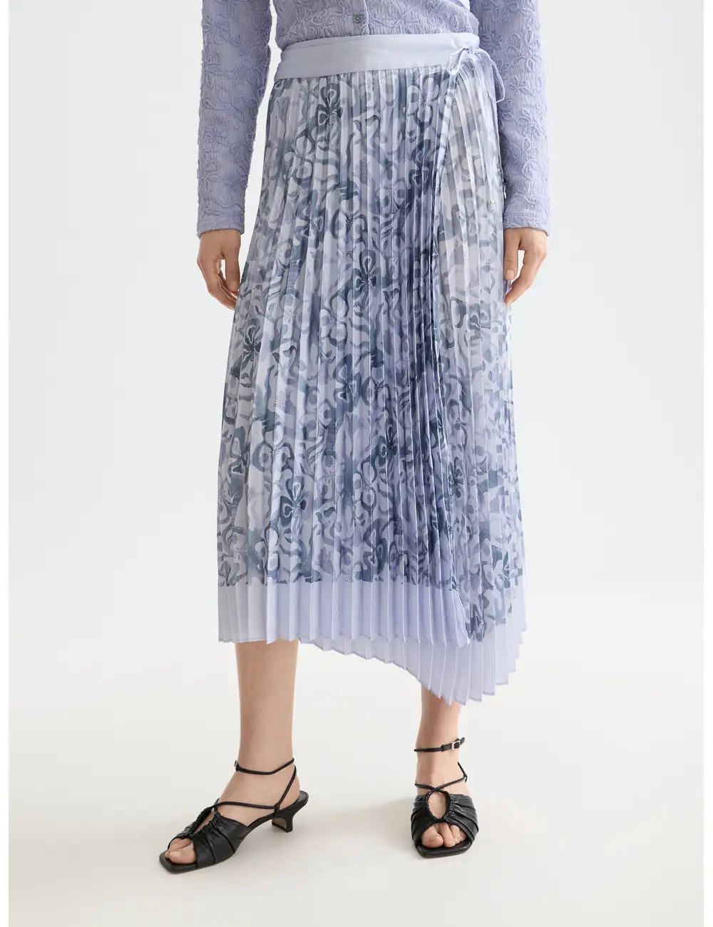 Pleated Wrap Midi Skirt close-up on model showing fit and detail by Scotch & Soda