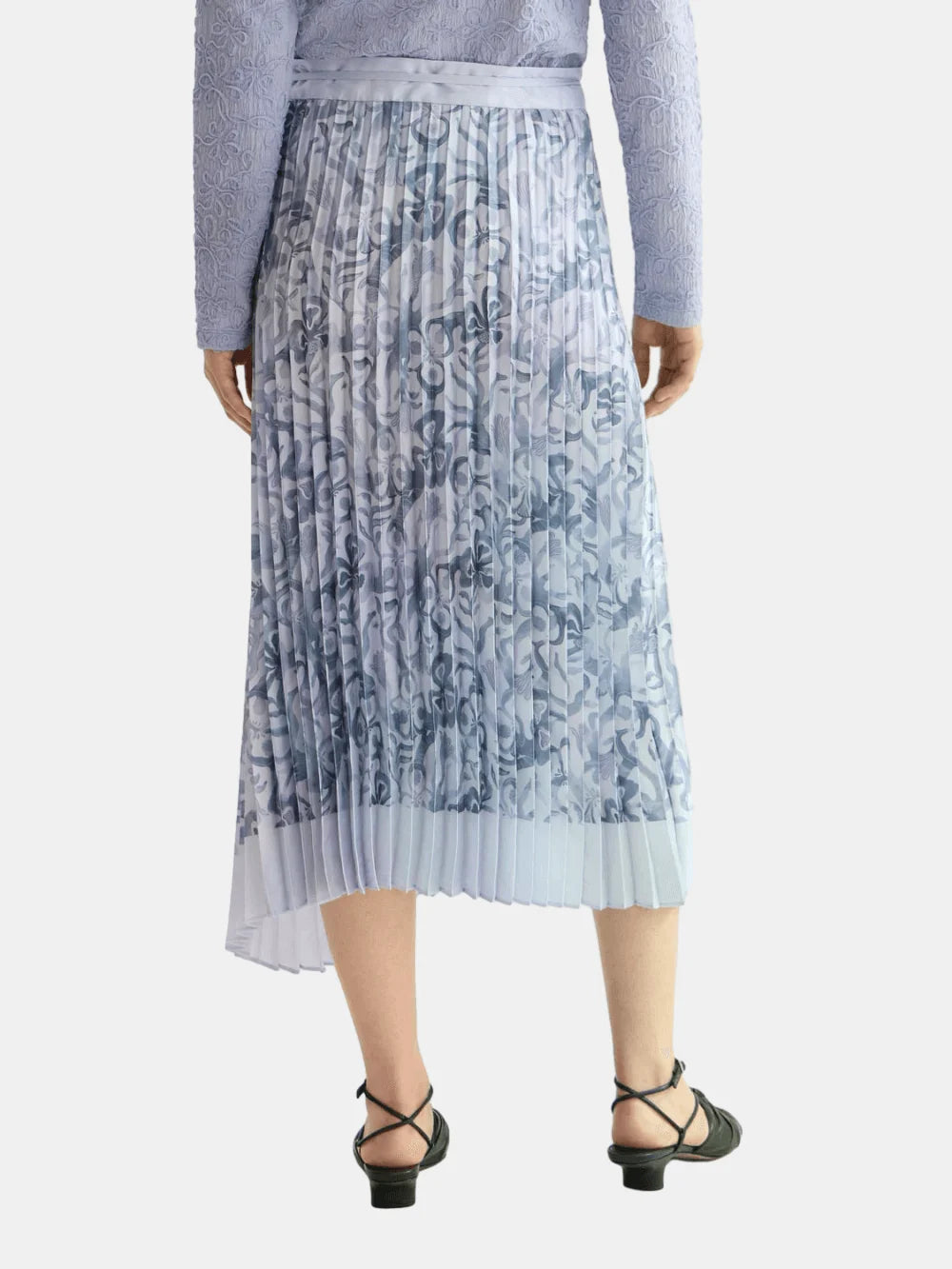 asymmetrical-pleated-wrap-midi-skirt detail shot by Scotch & Soda
