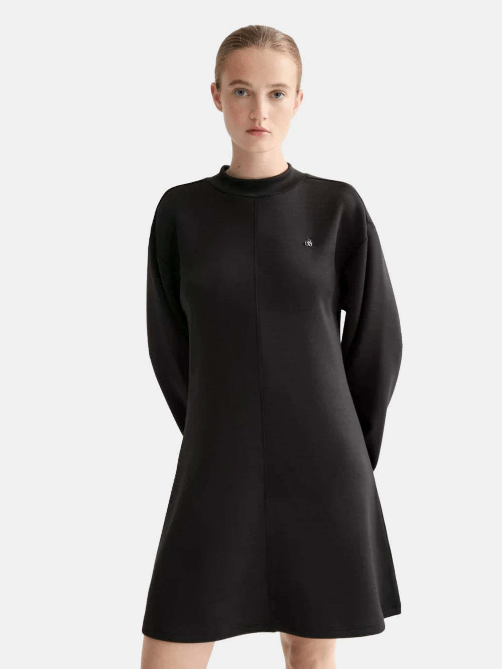 modal-dress detail shot by Scotch & Soda