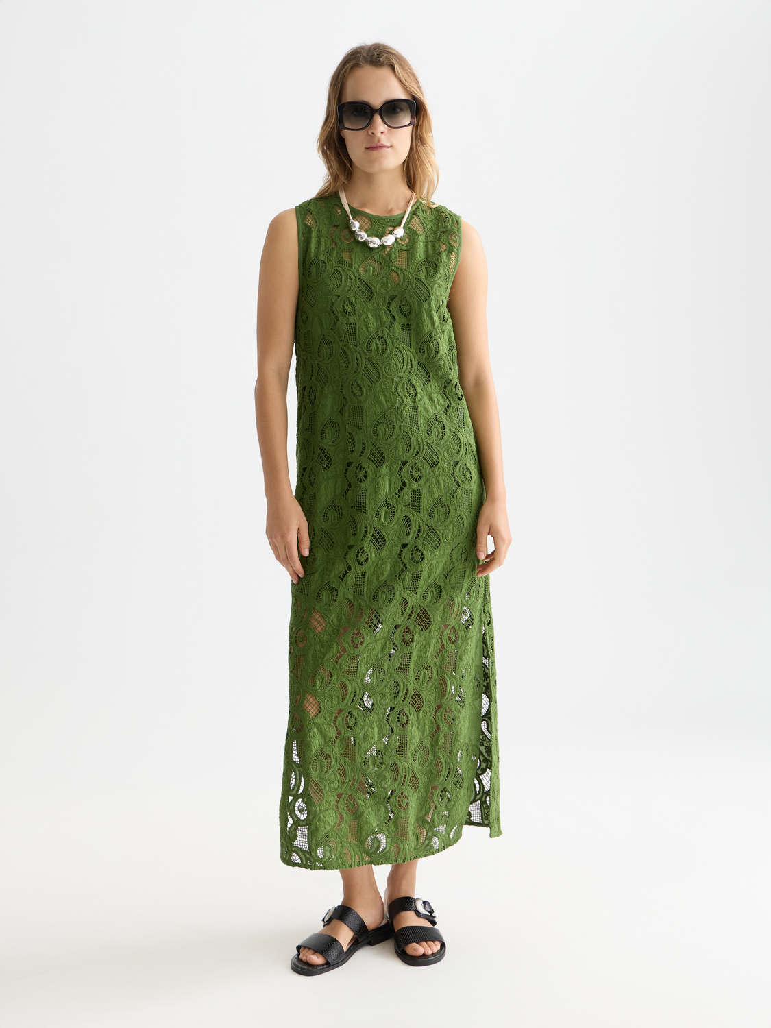 Flame embroidery midi dress