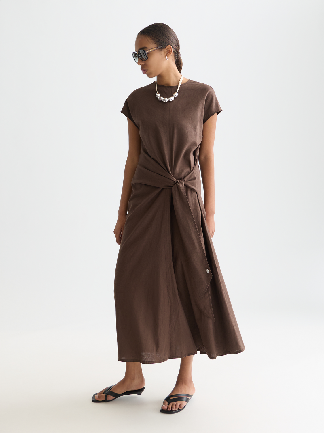 Relaxed linen blend tie dress