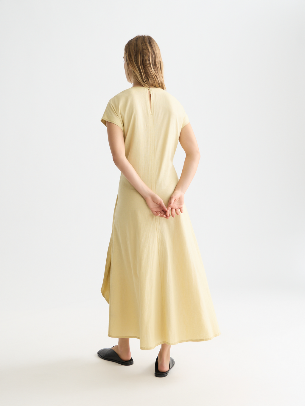 Relaxed linen blend tie dress