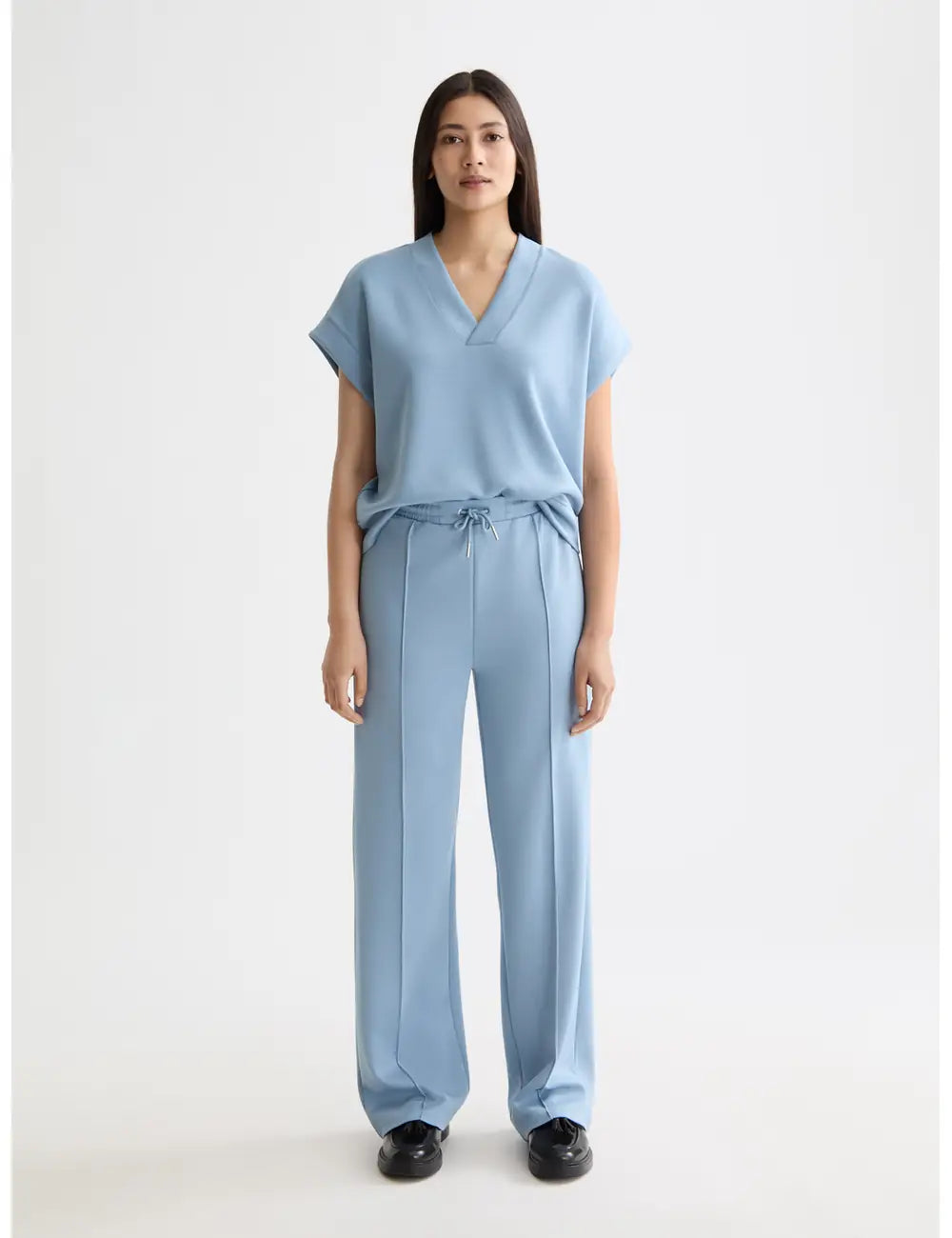 Modal Sweatpants full model shot showing overall fit by Scotch & Soda