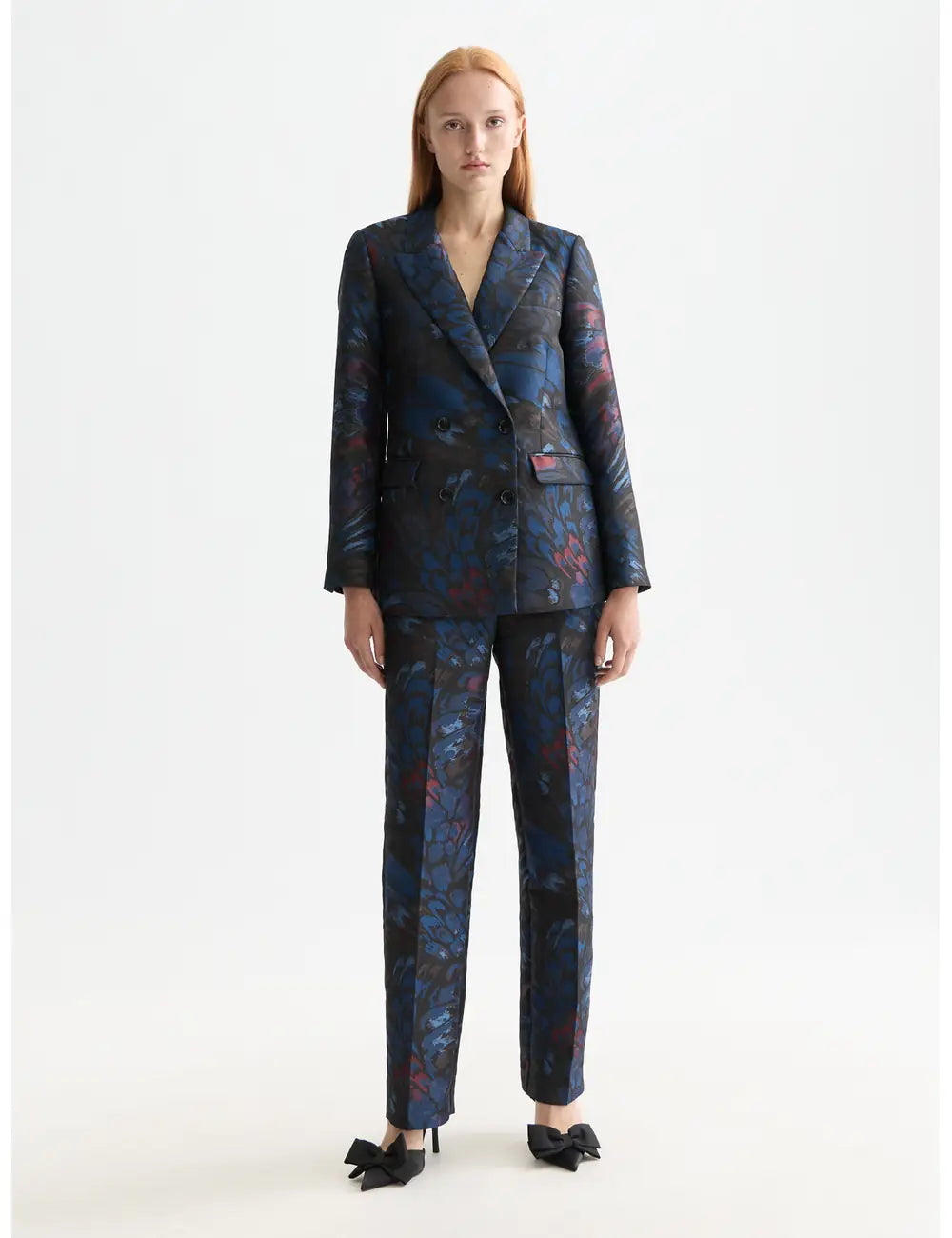 Ripple Jacquard Pant full model shot showing overall fit by Scotch & Soda