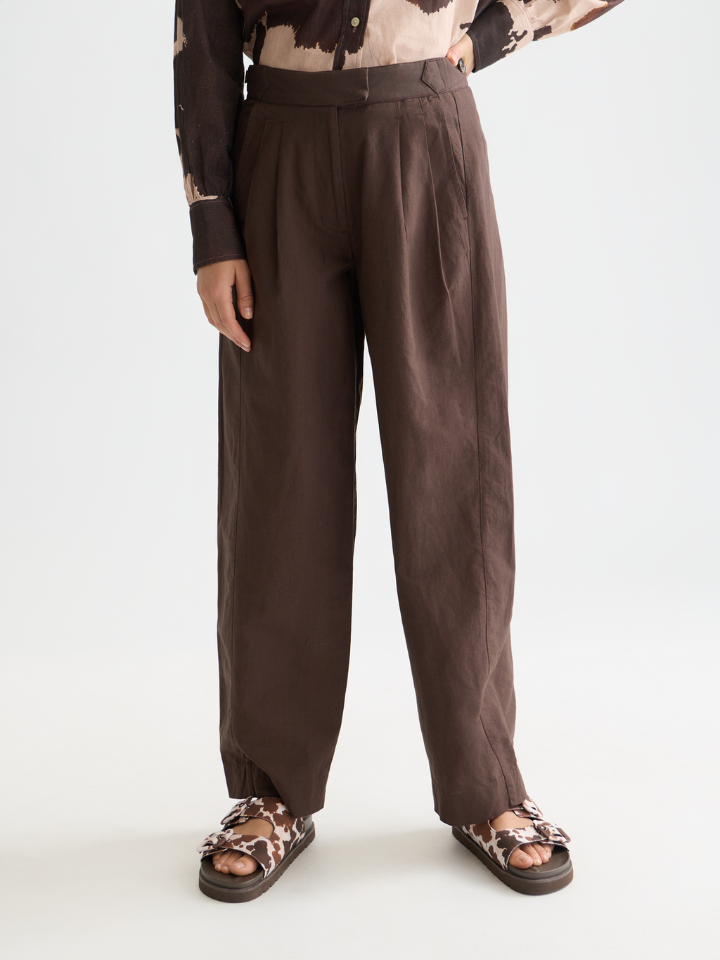 Quinn mid rise wide leg linen cotton pants