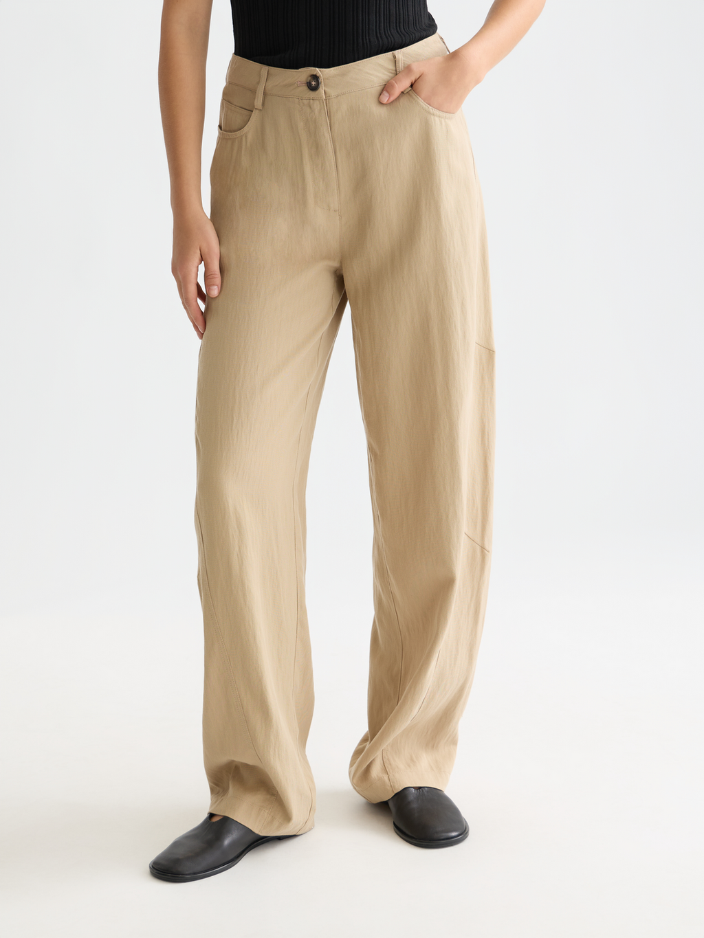 Lotus Twill high rise barrel leg pants