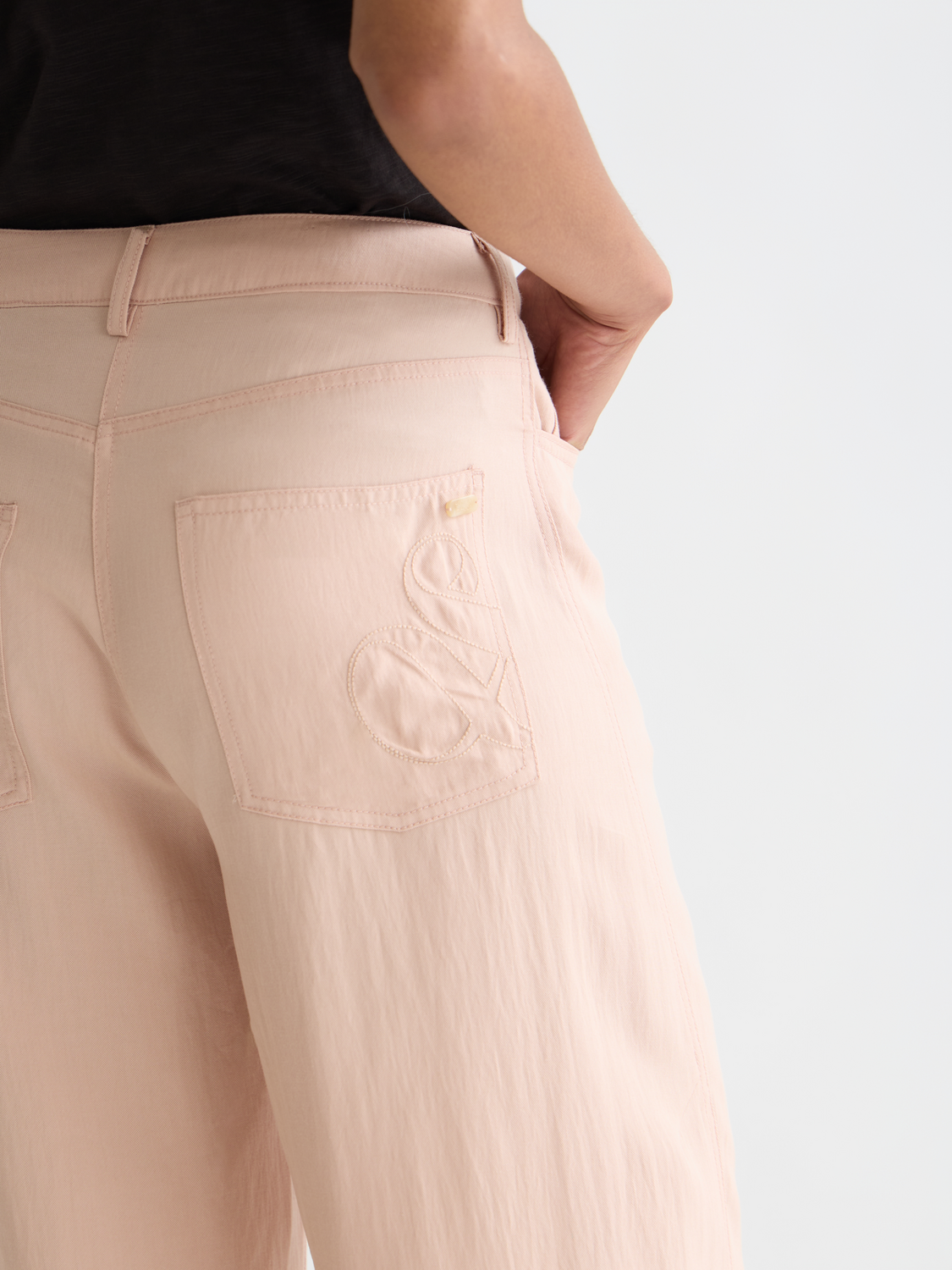 Lotus Twill high rise barrel leg pants