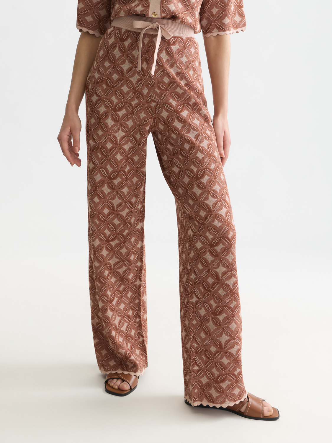 Jacquard knitted relaxed trousers