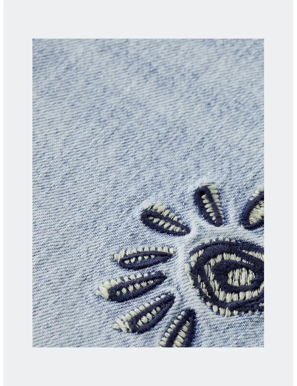 Buzz Slim Jeans detail shot showing fabric and craftsmanship by Scotch & Soda