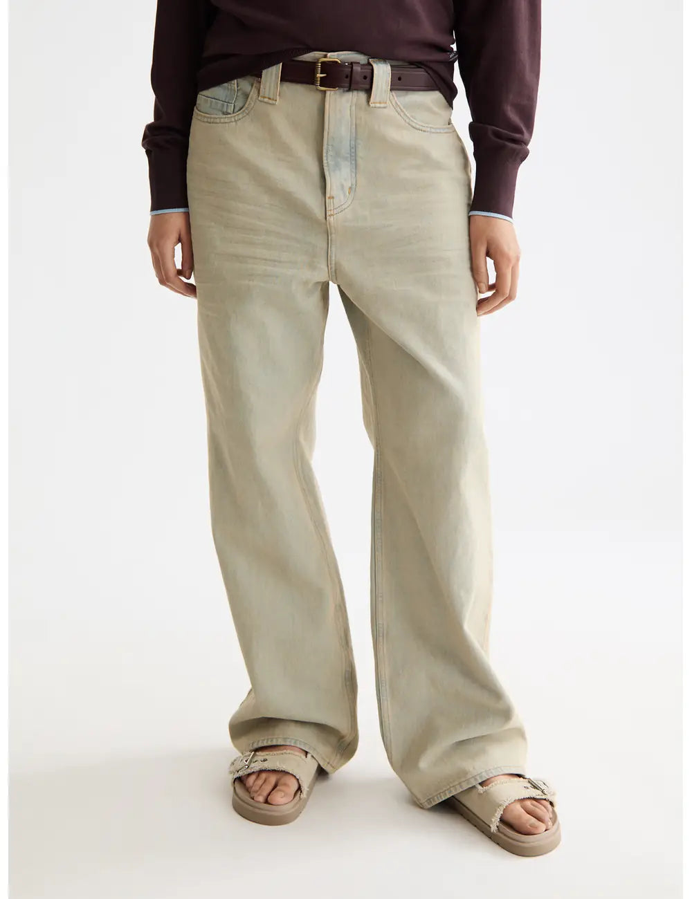 Deep Loose Fit Jeans close-up on model showing fit and detail by Scotch & Soda