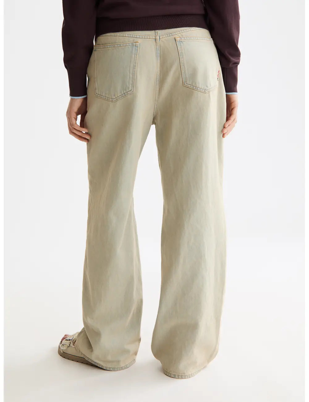 Deep Loose Fit Jeans detail shot showing fabric and craftsmanship by Scotch & Soda