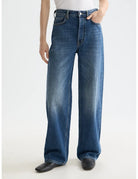 Ripple Straight Jeans close-up on model showing fit and detail by Scotch & Soda