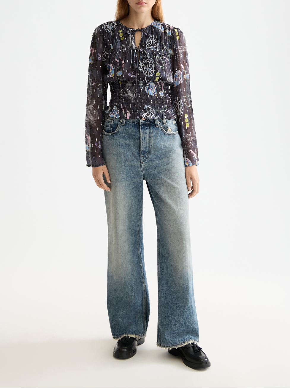 The Deep loose denim