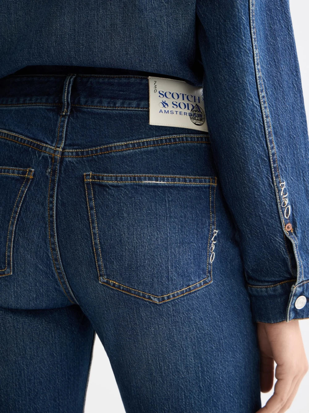 let-it-rain-750-years-celebration detail shot by Scotch & Soda