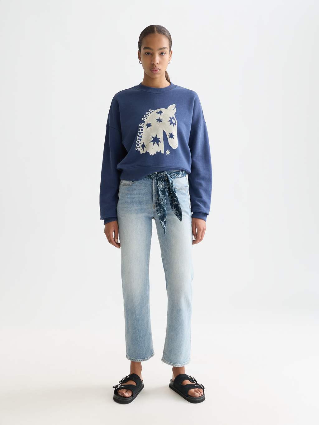 The Sky straight denim