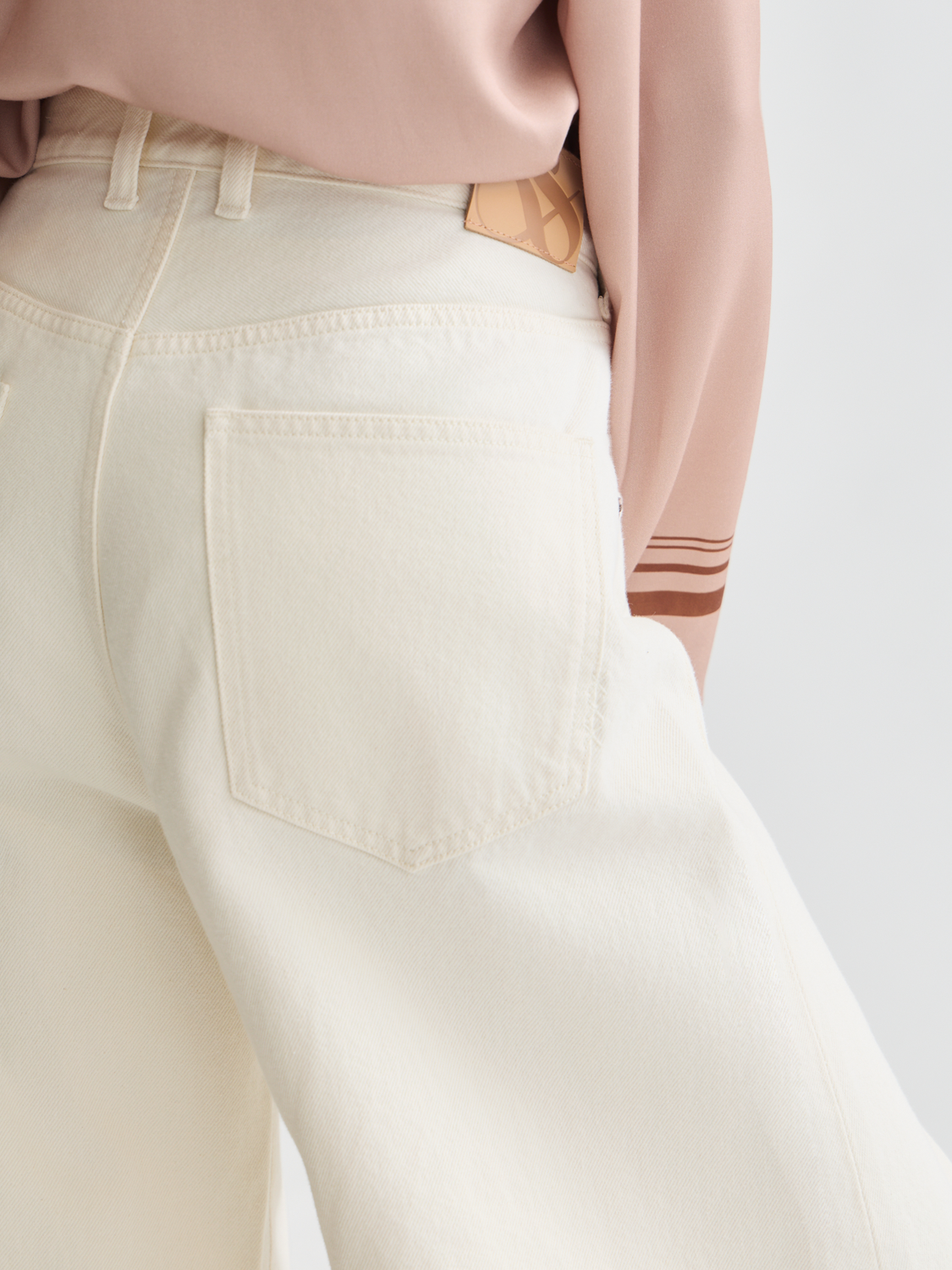 Eve barrel leg denim