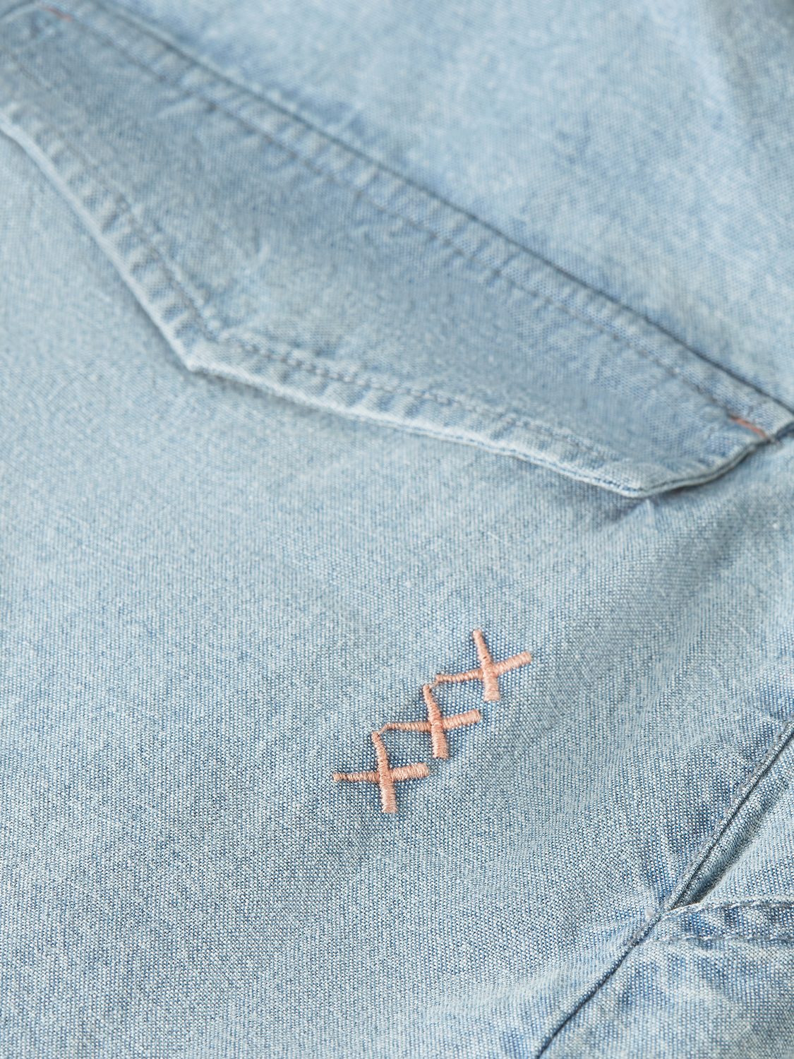 Lightweight Indigo short